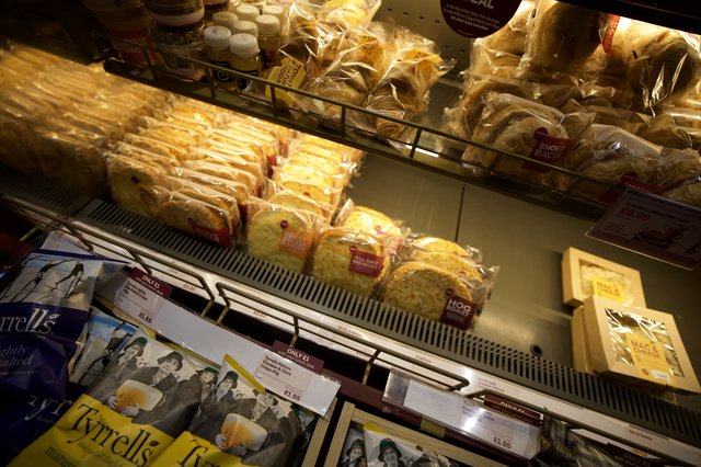 Refrigerated Display of Packaged Sandwiches and Salted Snacks