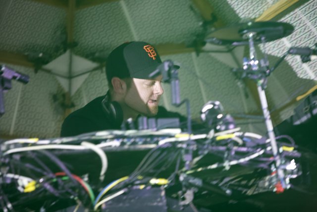 DJ Shadow Serenades the Crowd