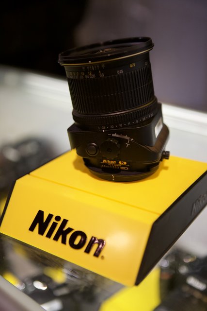 Nikon FZ-1 Camera Review