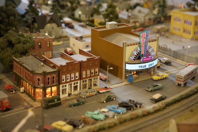 Miniature Metropolis