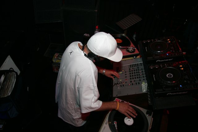 White Hat DJ Set