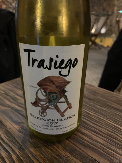 Traigero White Wine