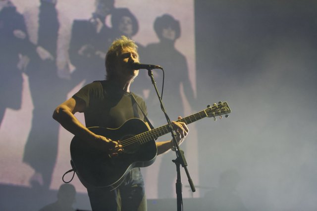 Roger Waters Shreds the Stage with his Acoustic Guitar