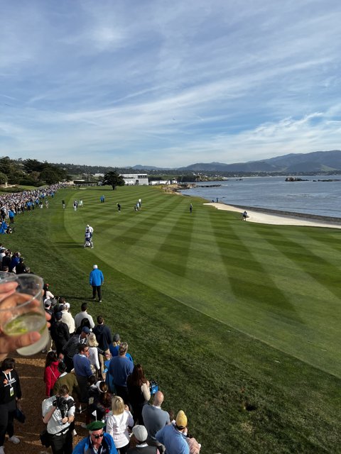 A Crowded Watch at Pebble Beach Golf Links