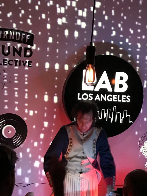 Lab Los Angeles Performance