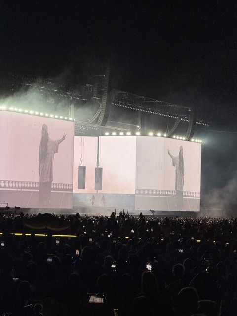 Electric Vibes Under the Desert Sky