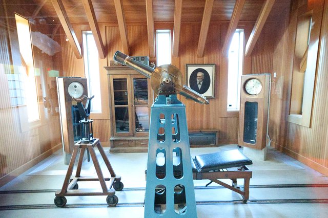 Historic Observatory Room at Chabot Space Center