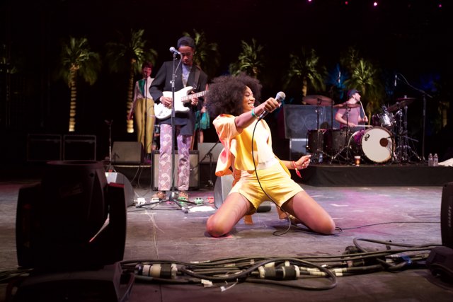 Solange and the Entertainer on Stage