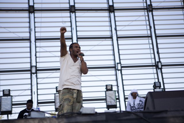 Pharoahe Monch Takes the Stage with Mic in Hand