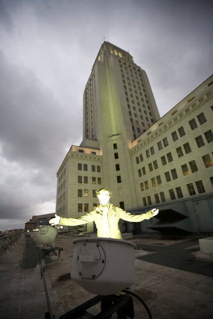 The Metropolis Man and His Building