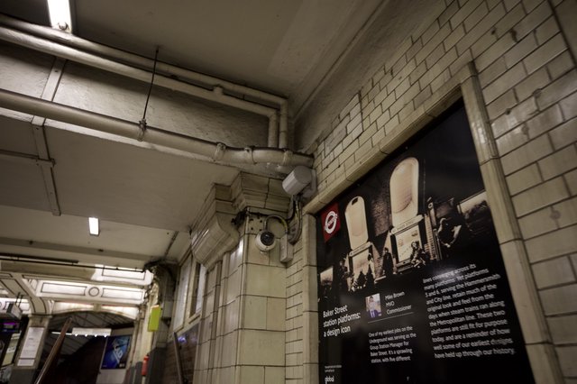 Baker Street Underground Station Platform Details