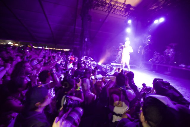 Urban Nightlife: A Concert Experience