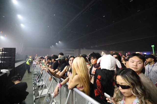 Packed Crowd Awaits at Wobbleland 2026 Festival