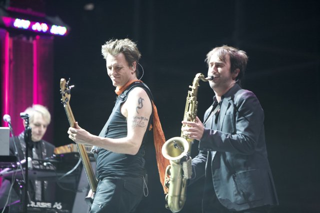 Jazz Duo Shakes Coachella Crowd