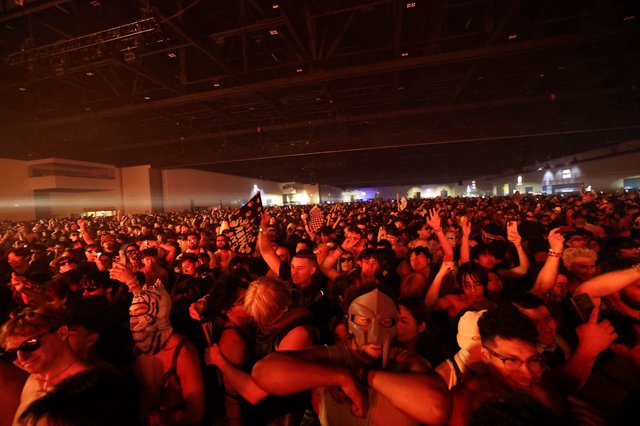 Massive Crowd Surges at Wobbleland 2026 Festival
