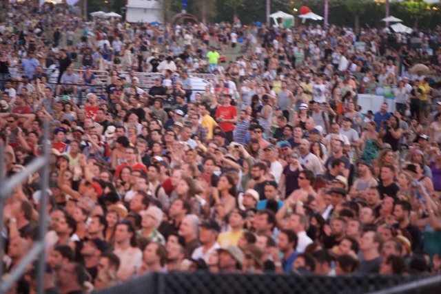 The Energetic Crowd at Coachella 2011 Spotlighted by One Fan