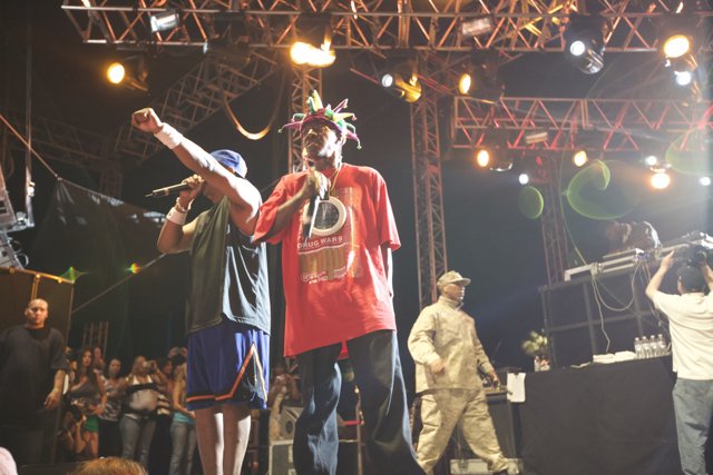 Two Entertainers Commanding the Stage at Coachella 2009