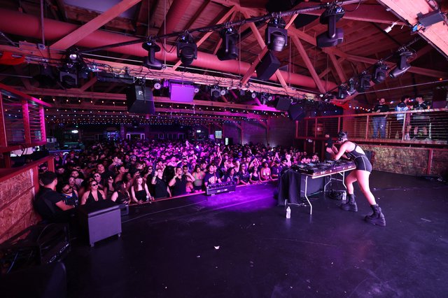 DJ Ignites Packed Crowd at Wobbleland 2026