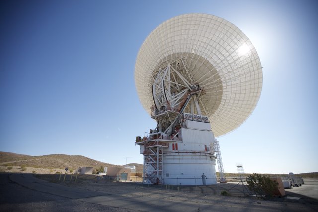 The Majestic Radio Telescope in the Desert