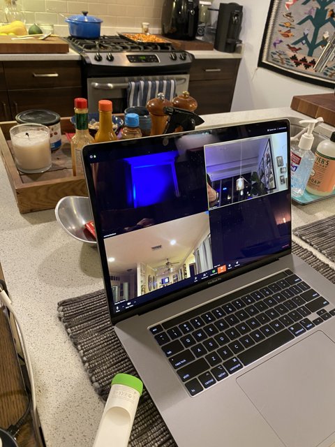 Multi-screen Laptop Setup