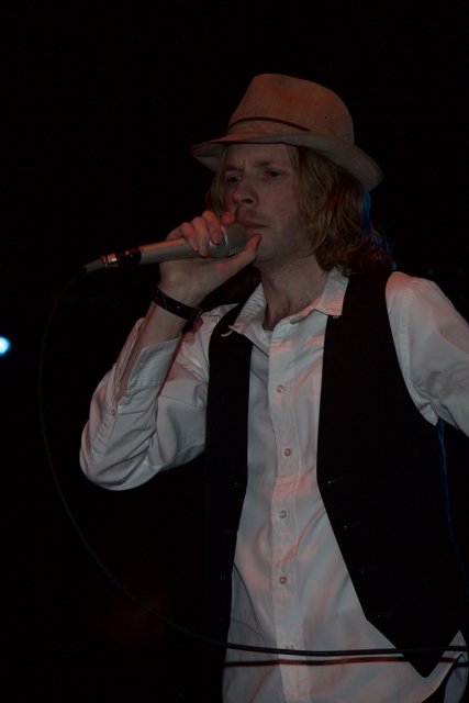 Beck performs with style