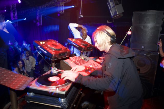 Party-Goers Get Hip to the DJ's Beat