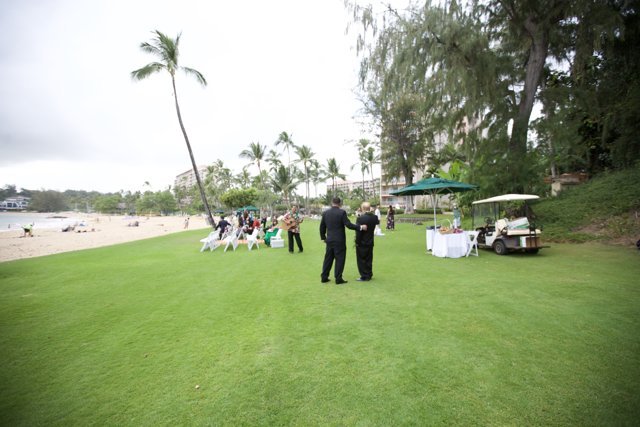 Picture-perfect Wedding Golf Party