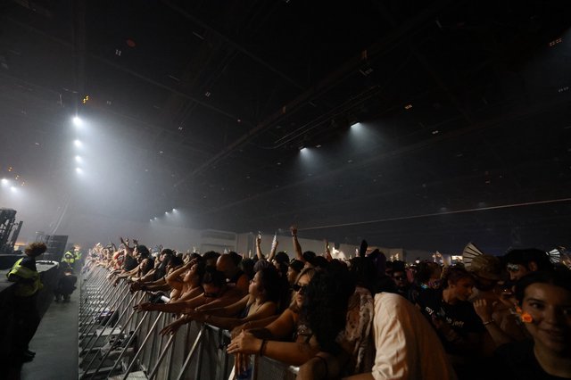Euphoric Crowd Surges at Wobbleland 2026 Festival