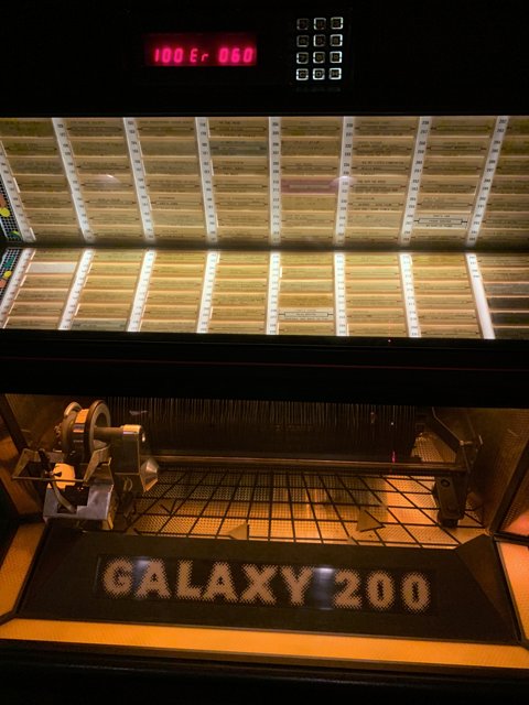 Galaxy 200 Arcade Machine