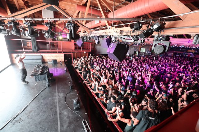 Massive Crowd Erupts at Wobbleland 2026 Bass Festival