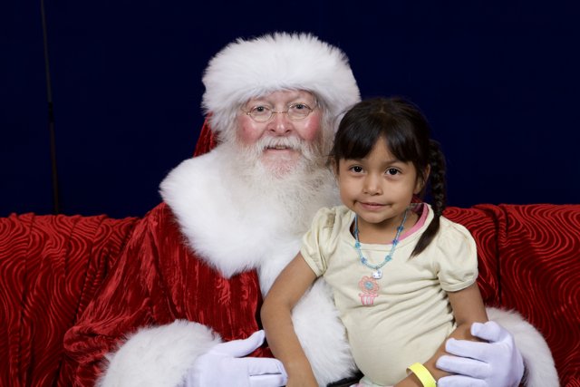 Little Girl's Christmas Wish