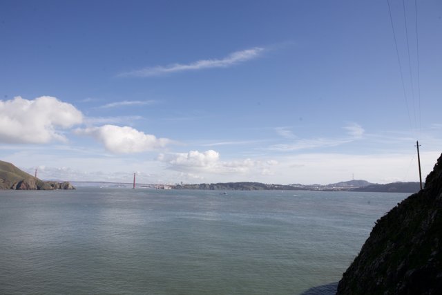 Spectacular View of the Golden Gate Bridge from Promontory