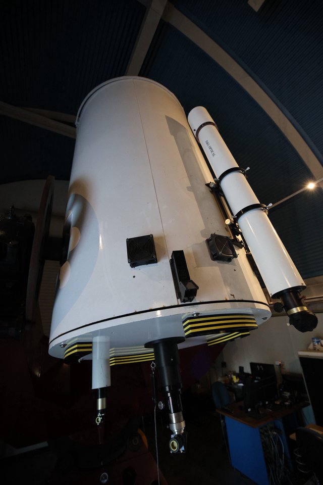 Professional Telescope Observatory with Rotating Mount System