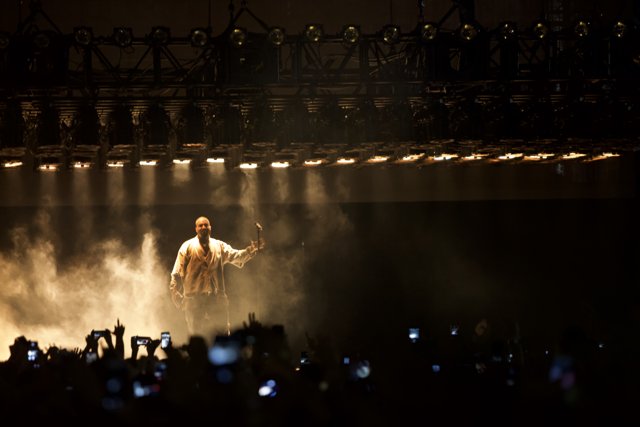 Kanye West Shines at Yeezy Season 3 Show