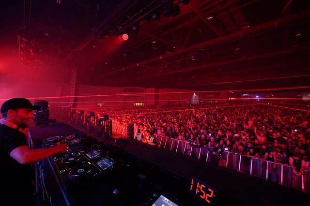 DJ Commands Massive Crowd at Wobbleland 2026