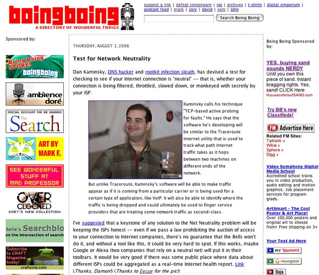 Dan Kaminsky holding a glass on a website page