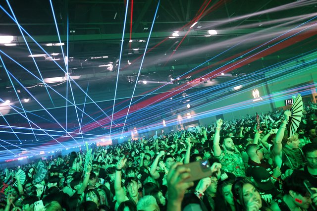 Laser Storm Over Pulsing Crowd at Wobbleland 2026