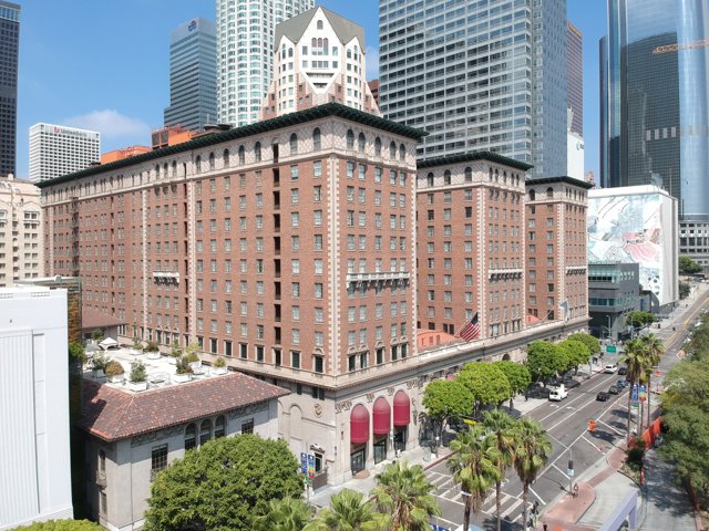 Downtown Los Angeles Hotel with City View