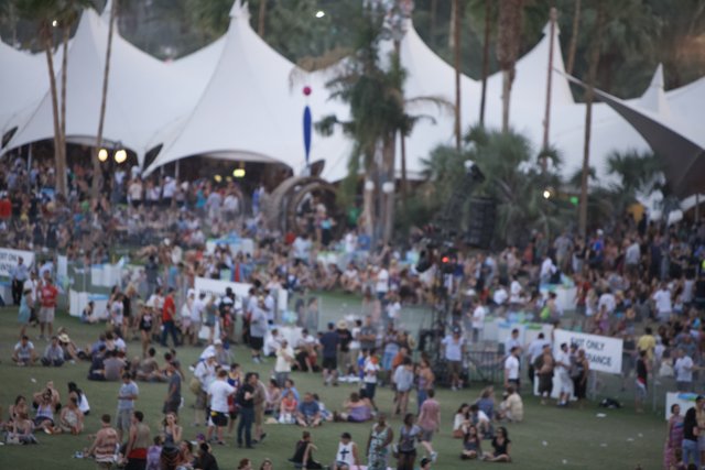 Coachella 2011: The Sunday Crowd