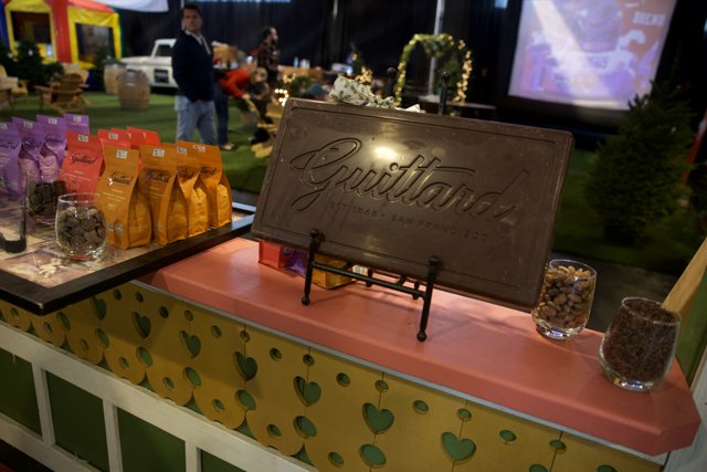Highlighted Treat - Chocolate Bar Debut at Trade Show