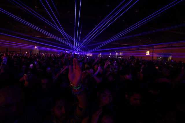 Electric Blue Lasers Ignite Wobbleland 2026 Crowd