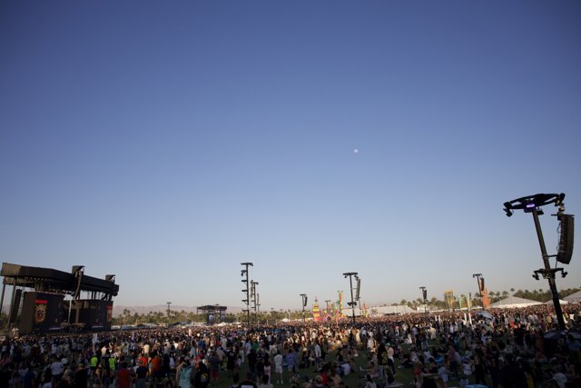 Coachella Vibes: A Panoramic Afternoon at the Music Festival