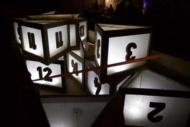 Illuminated Number Cubes