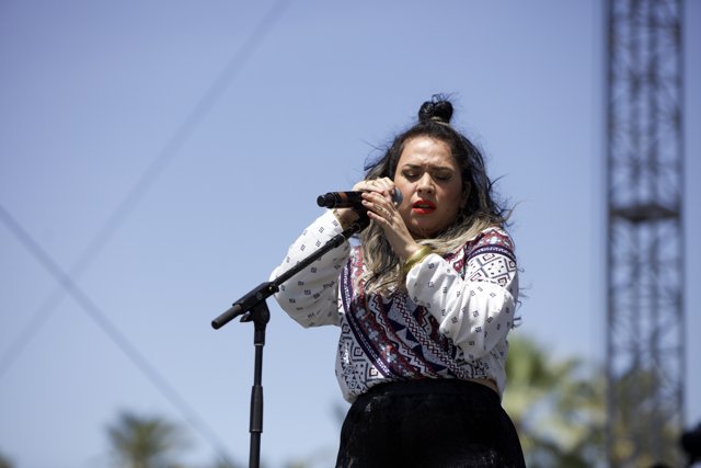 Carla Morrison Charms the Coachella Crowd with her Melodic Voice