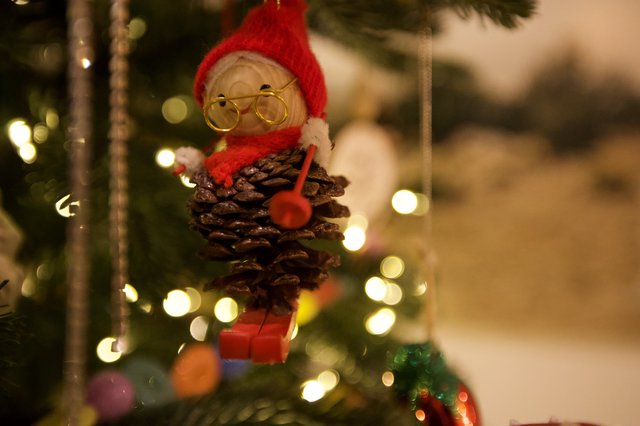Handmade Pine Cone Santa Christmas Tree Ornament