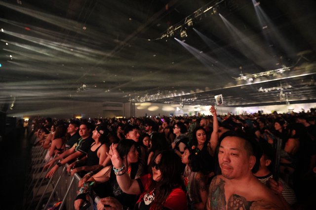 Massive Crowd Electrified at Wobbleland 2026 Festival