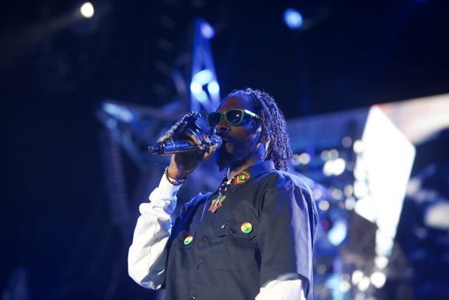 Snoop Dogg's Stellar Solo Performance at the 2012 Grammy Awards