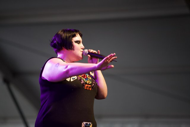 Beth Ditto Takes the Stage