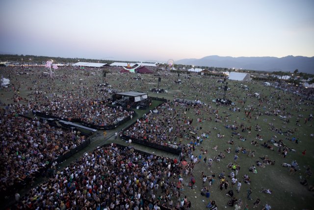 Coachella 2011: Aerial View of the Epic Crowd
