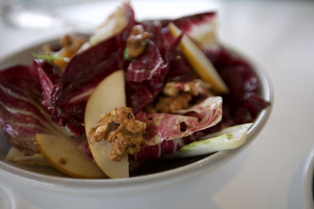 Elegant Radicchio Salad with Pears and Candied Walnuts